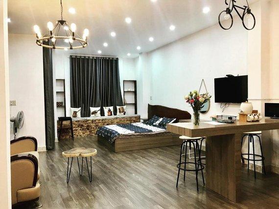 Ảnh Nhà mặt đất studio 55 m² có 1 phòng tắm riêng ở Trung tâm thành phố Cần Thơ (Vintage Studio with balcony near Ninh Kieu quay)